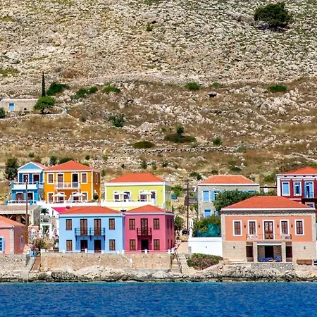 Chic & Modern With Swim Access