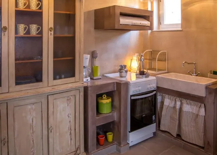 別荘 Chic & Modern With Swim Access *