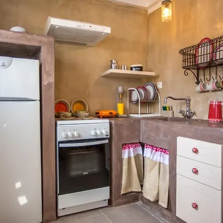 Chic & Modern With Swim Access Chalki Town