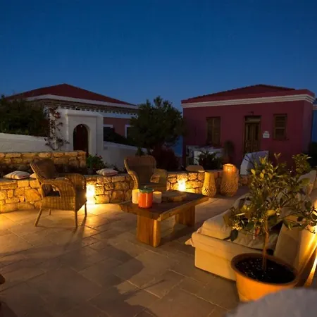 Chic & Modern With Swim Access Chalki Town