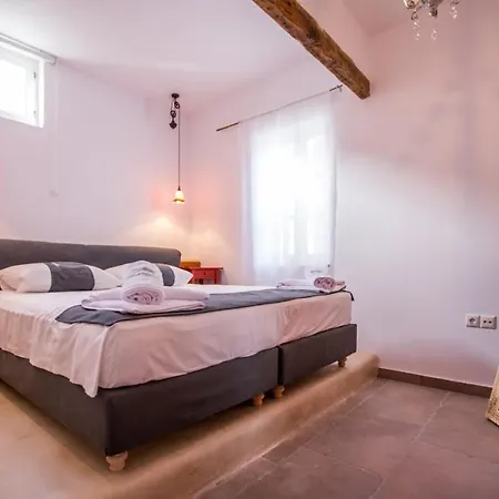 Ferienhaus Chic & Modern With Swim Access