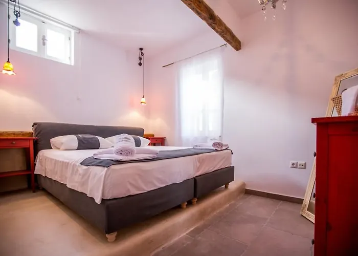 Case de vacanță Chic & Modern With Swim Access