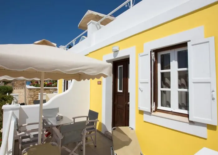 Chic & Modern With Swim Access Case de vacanță Chalki Town